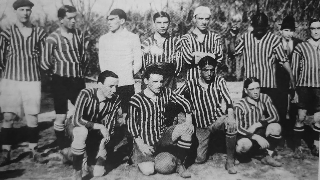 1915